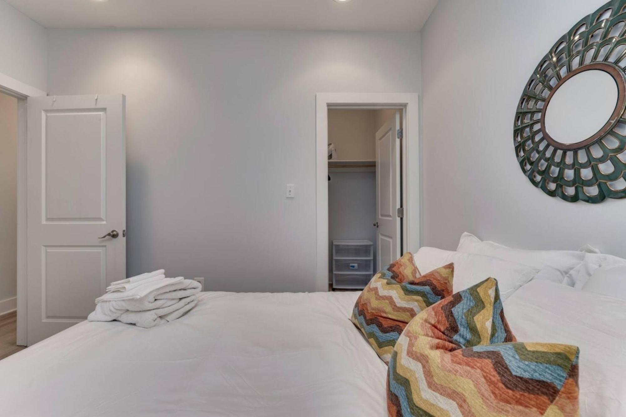 Luxe 2Bd2Ba Townhouse In Hip Area - Near Metro Apartamento Distrito de Colúmbia Exterior foto