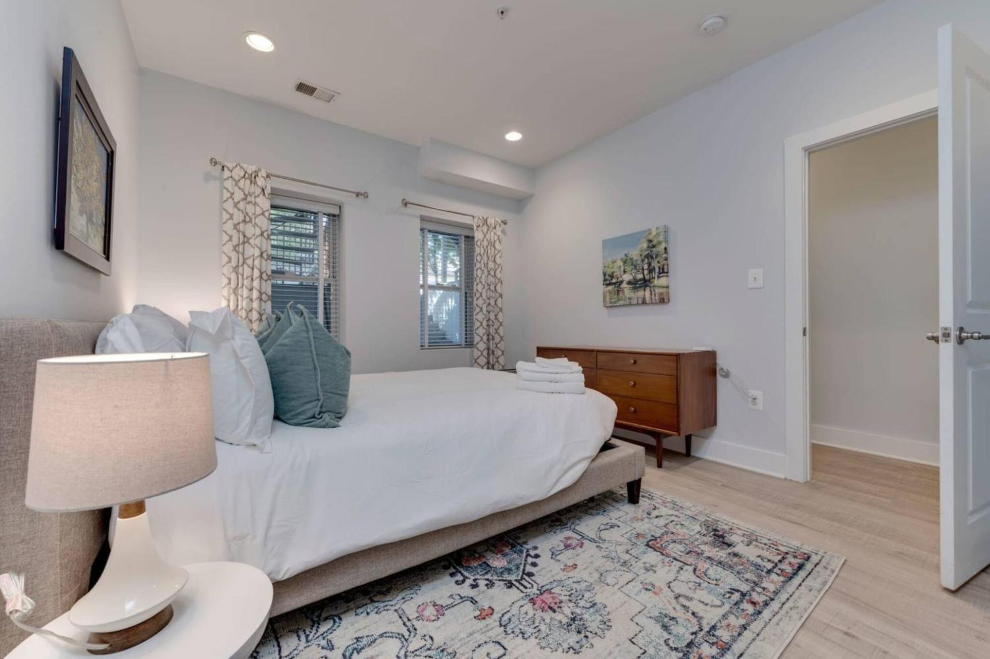 Luxe 2Bd2Ba Townhouse In Hip Area - Near Metro Apartamento Distrito de Colúmbia Exterior foto