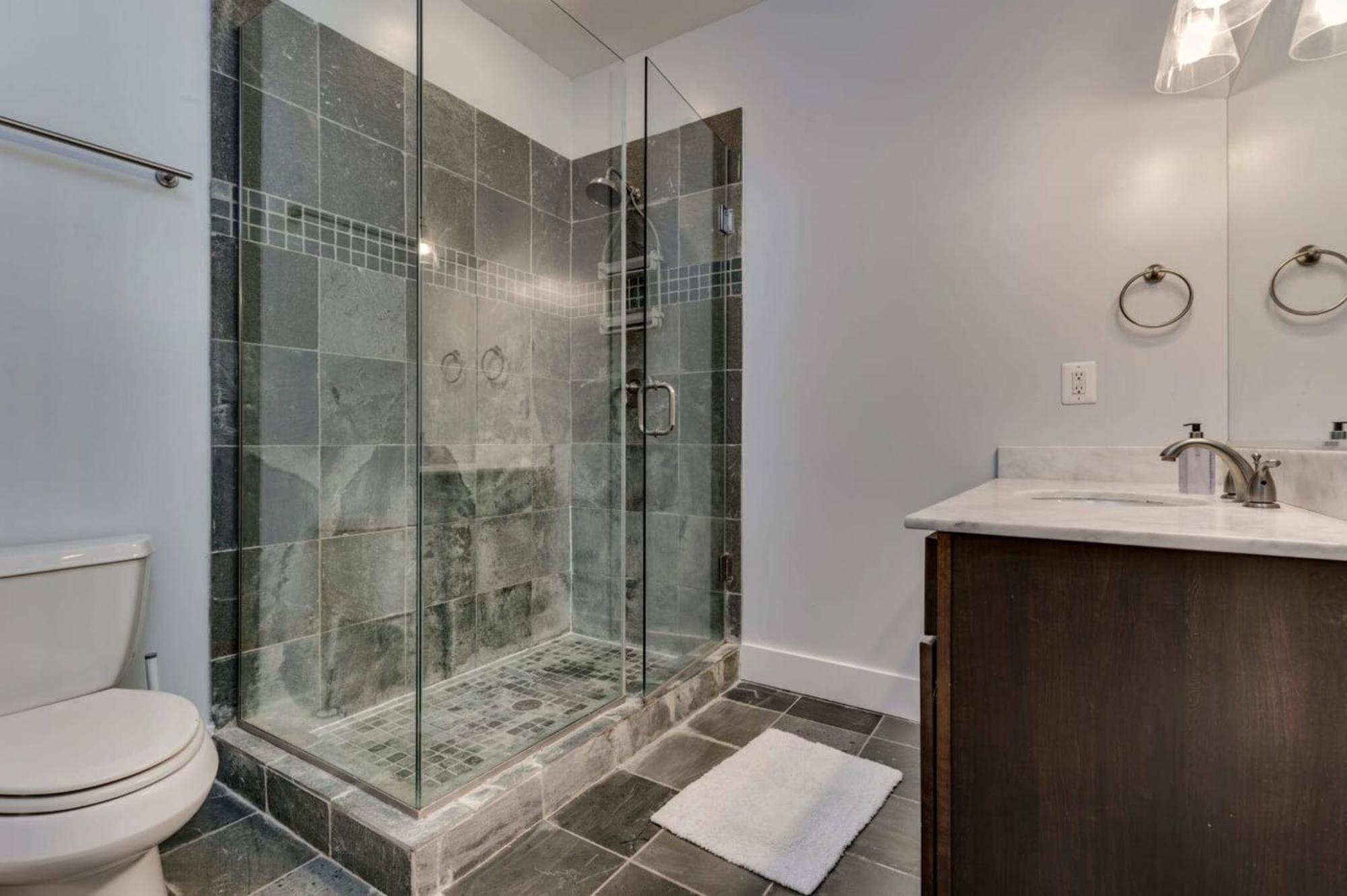 Luxe 2Bd2Ba Townhouse In Hip Area - Near Metro Apartamento Distrito de Colúmbia Exterior foto