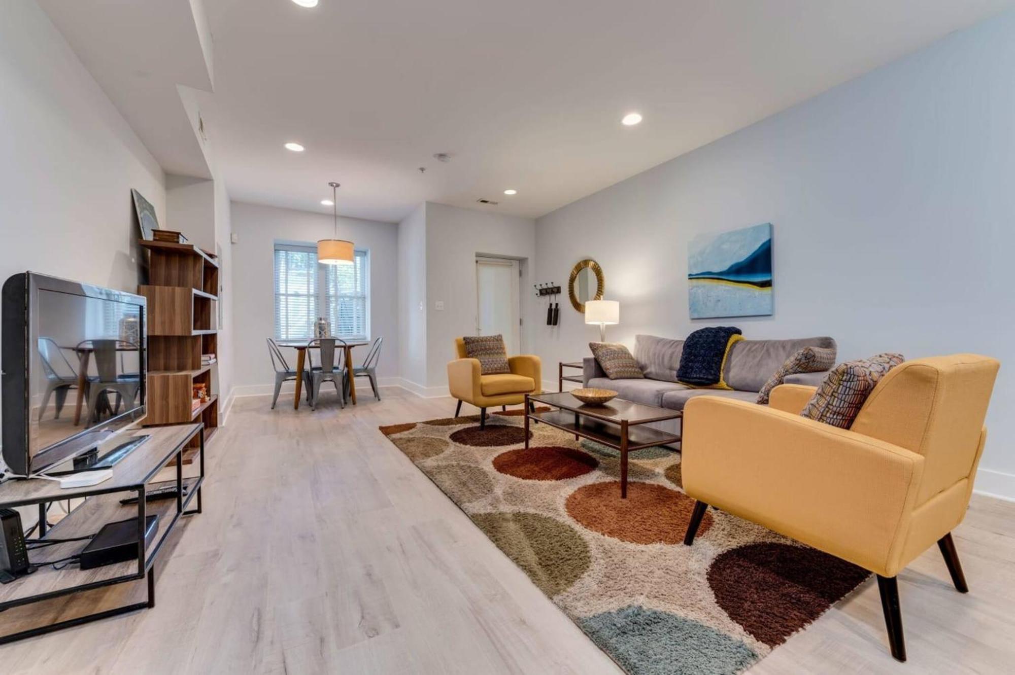 Luxe 2Bd2Ba Townhouse In Hip Area - Near Metro Apartamento Distrito de Colúmbia Exterior foto